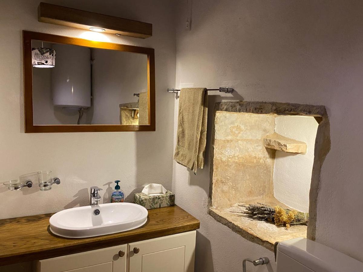 Holiday House With A Swimming Pool Vrbanj, Hvar - 11040 ภายนอก รูปภาพ